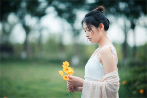 上海新茶工作室微信：上海城市经济发展的治理策略